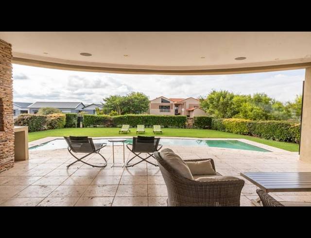 4 BEDROOM HOUSE FOR SALE IN COPPERLEAF ESTATE